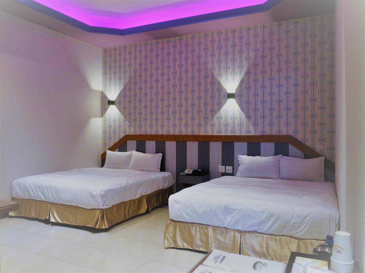 Wei Feng Exquisite Motel Pintung Branch Pingtung Exterior foto